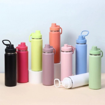 sport water bottle